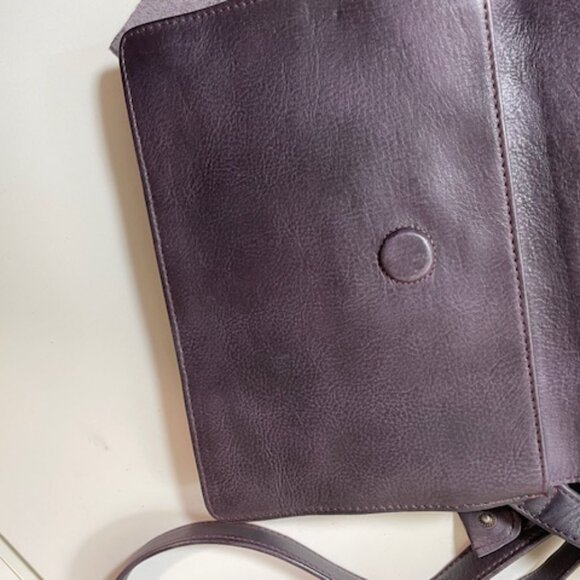 Latico Avalon Leather Crossbody Bag in shade Eggplant - Picture 2 of 6